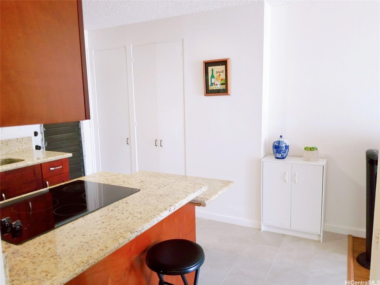 Village Maluhia condo # 304, Honolulu, Hawaii - photo 4 of 16