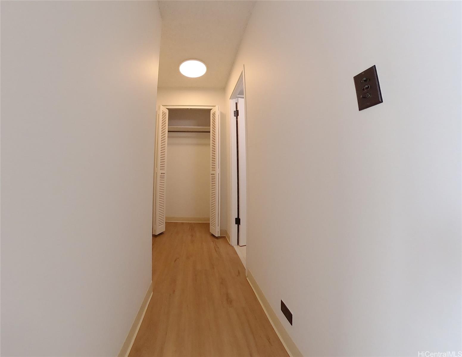 1535 Pensacola St Honolulu - Rental - photo 4 of 8