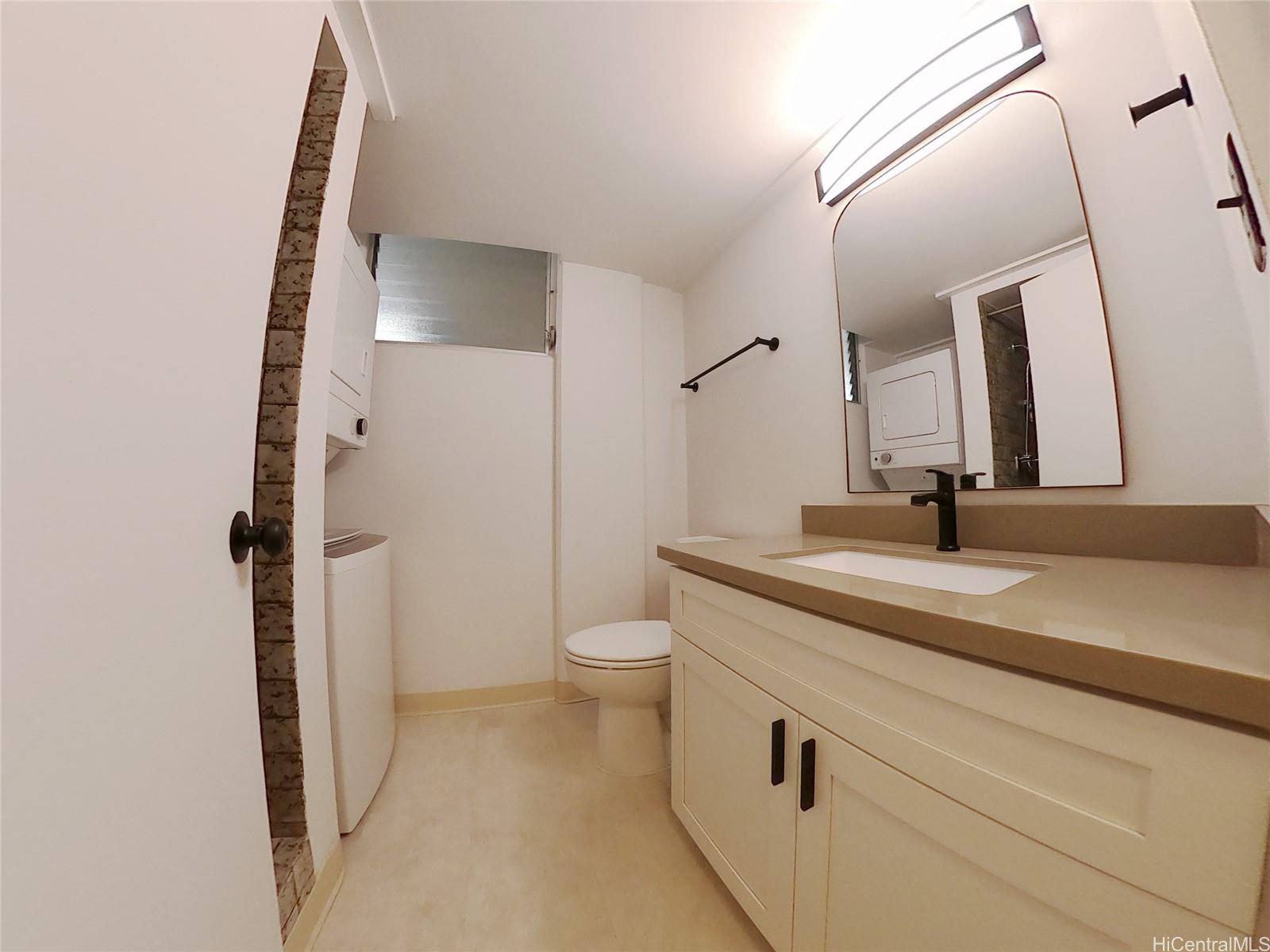 1535 Pensacola St Honolulu - Rental - photo 6 of 8