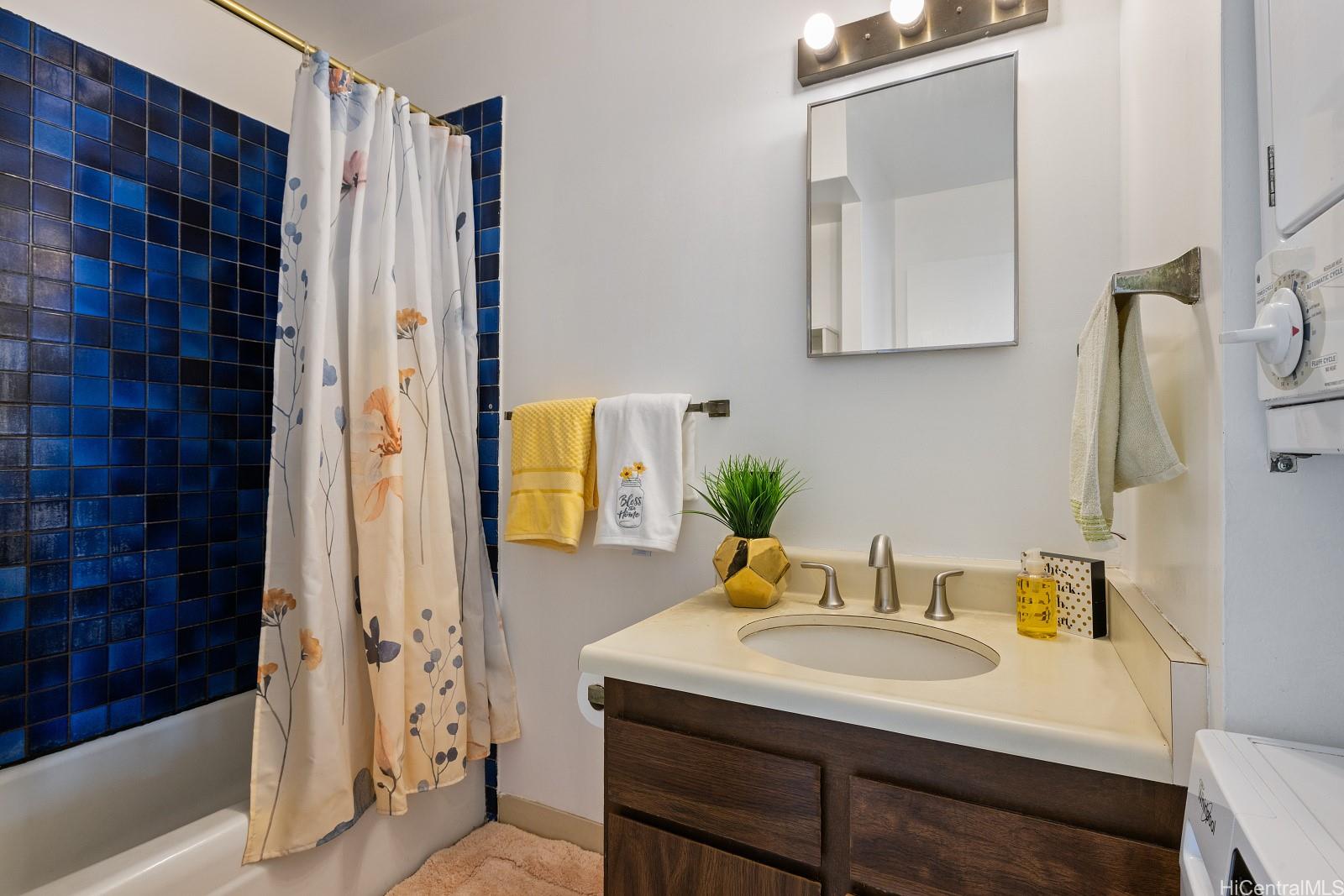 Village Maluhia condo # 405, Honolulu, Hawaii - photo 9 of 19