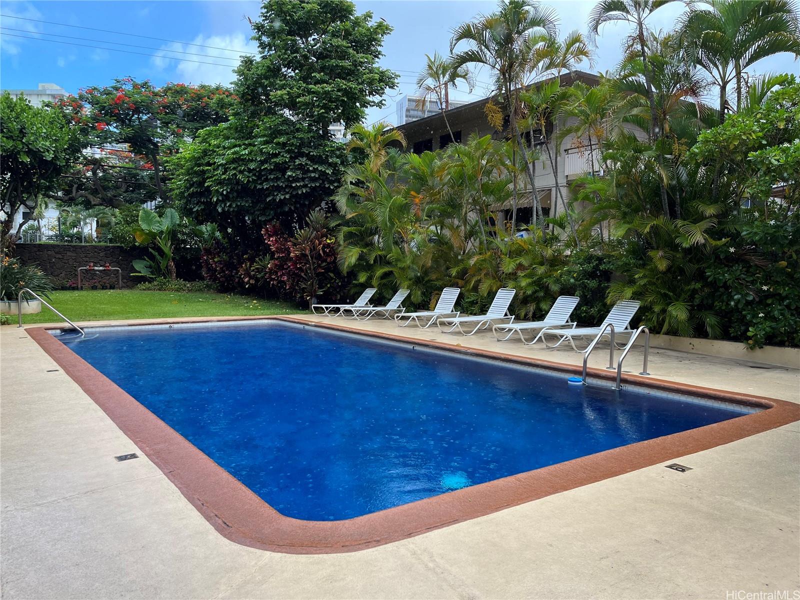 1535 Pensacola St Honolulu - Rental - photo 17 of 19