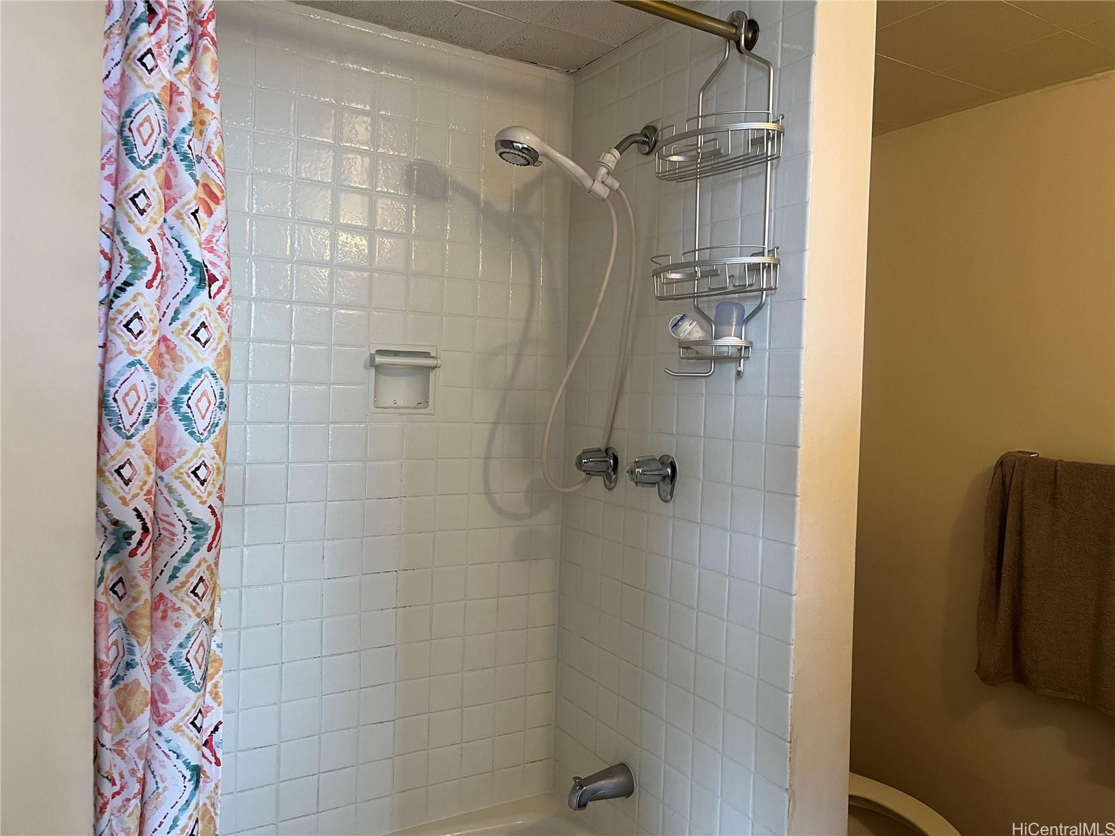 1535 Pensacola St Honolulu - Rental - photo 10 of 19