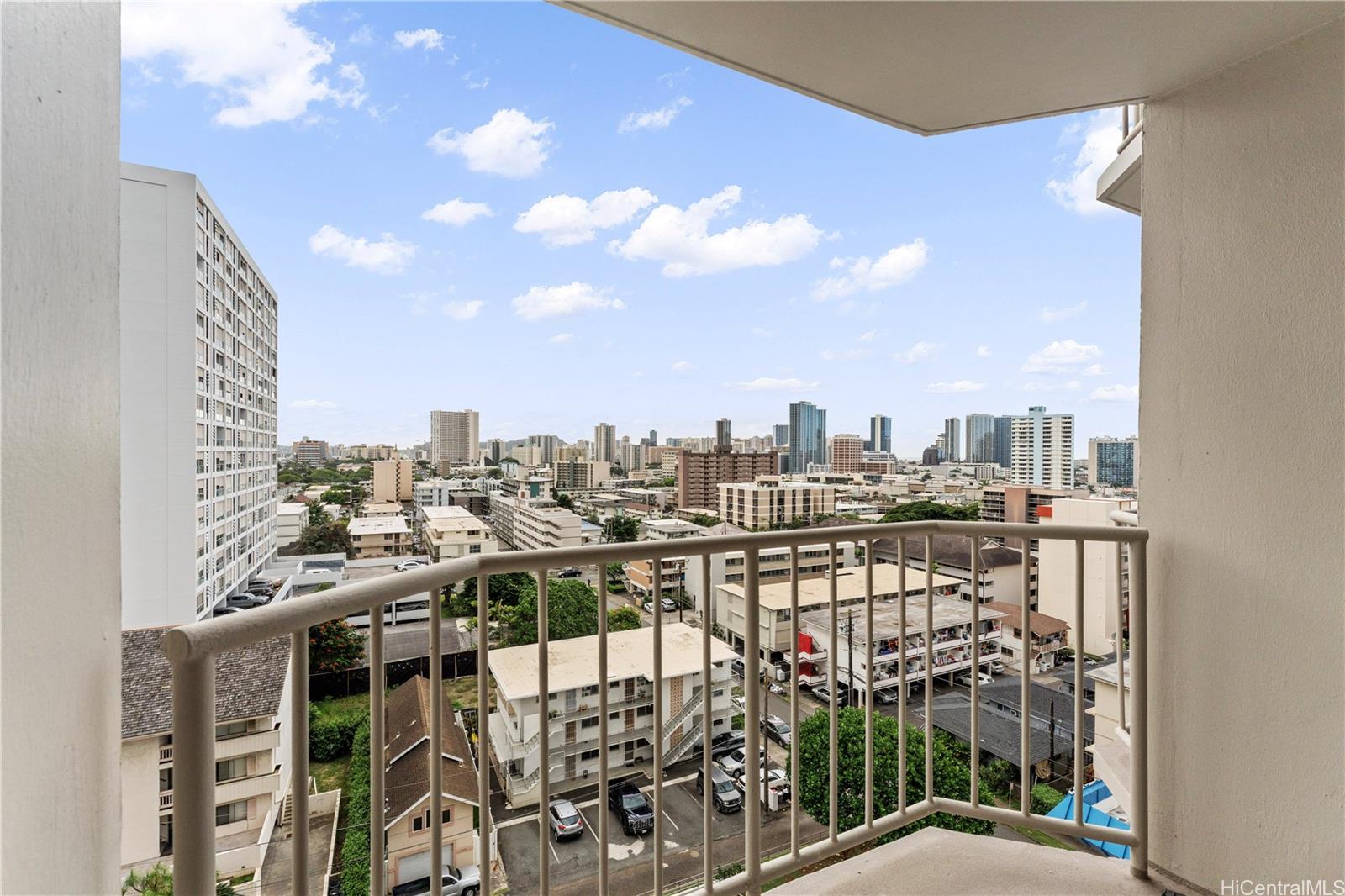 Village Maluhia condo # 903, Honolulu, Hawaii - photo 5 of 25