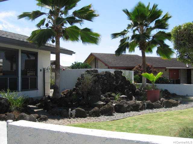 1537  Ala Noni Pl Lakeside, Honolulu home - photo 4 of 10