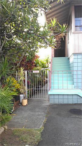 1538  Gulick Ave Kalihi-lower, Honolulu home - photo 7 of 8