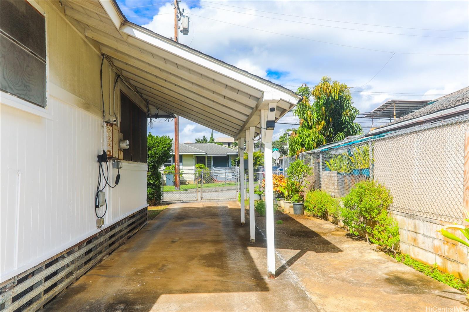 1539  Ahonui Street Kalihi-lower, Honolulu home - photo 18 of 21