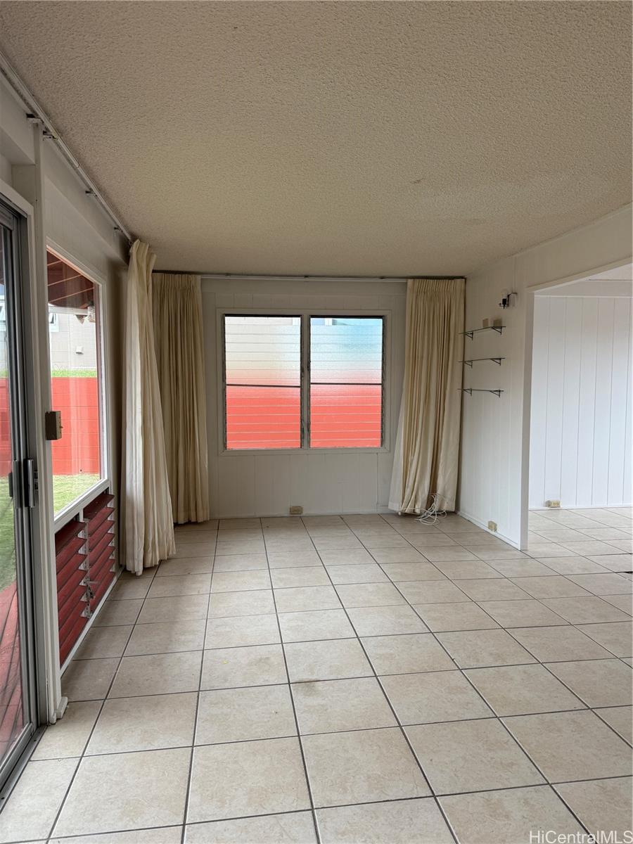 1540  Akake Place Kaopa, Kailua home - photo 12 of 19