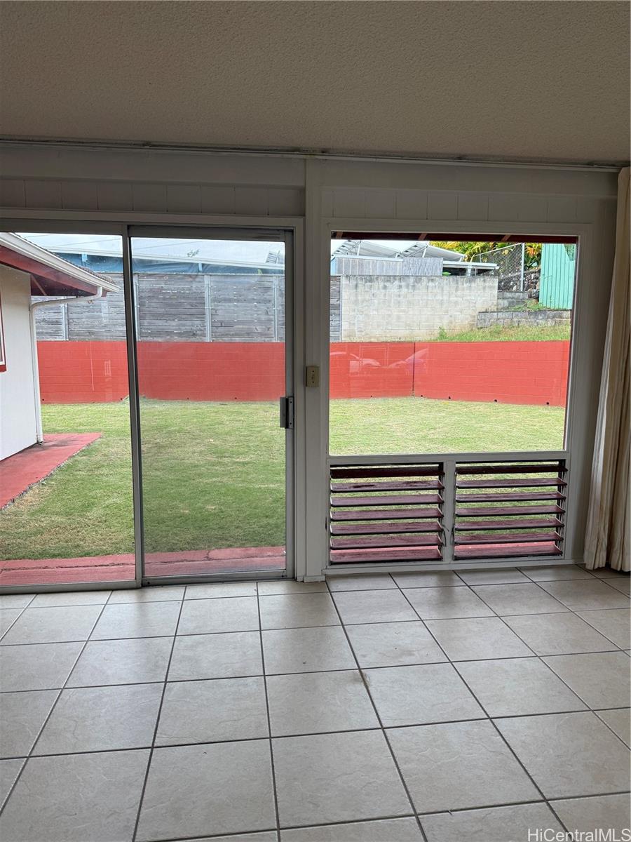 1540  Akake Place Kaopa, Kailua home - photo 14 of 19