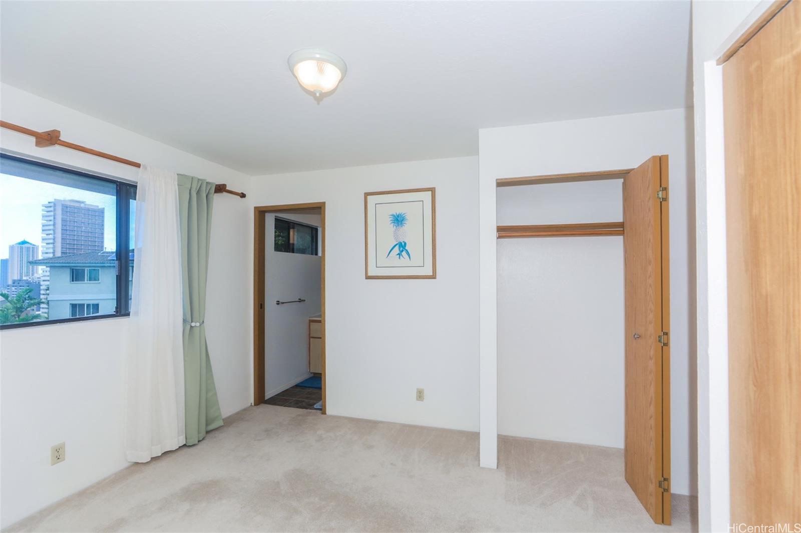 Carlton Place 1 condo # C/3, Honolulu, Hawaii - photo 13 of 25