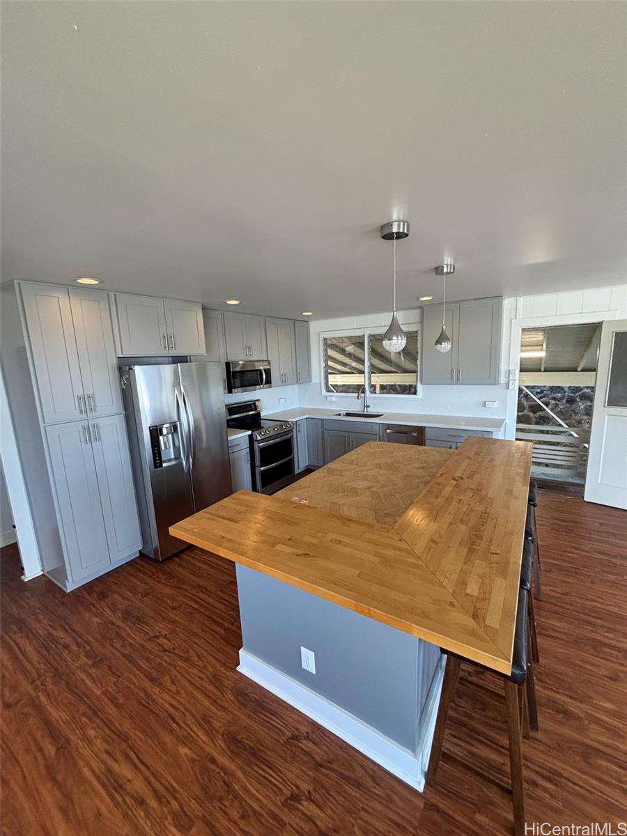 1541 Alencastre St Honolulu - Rental - photo 10 of 11