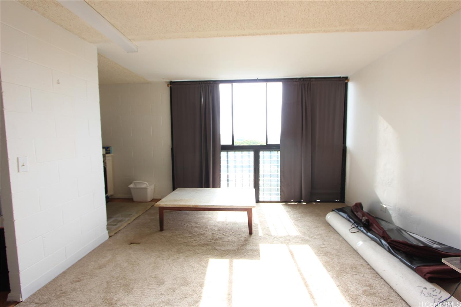 Punahou Royale condo # 1006, Honolulu, Hawaii - photo 4 of 12