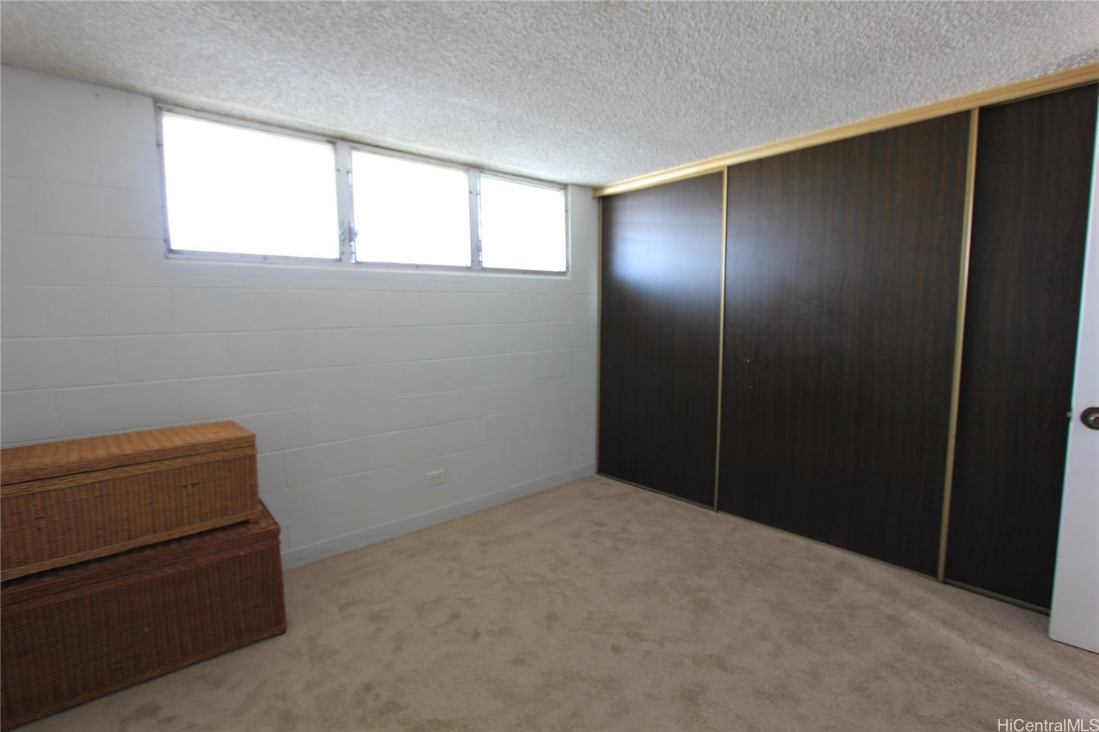 Punahou Royale condo # 1006, Honolulu, Hawaii - photo 5 of 12