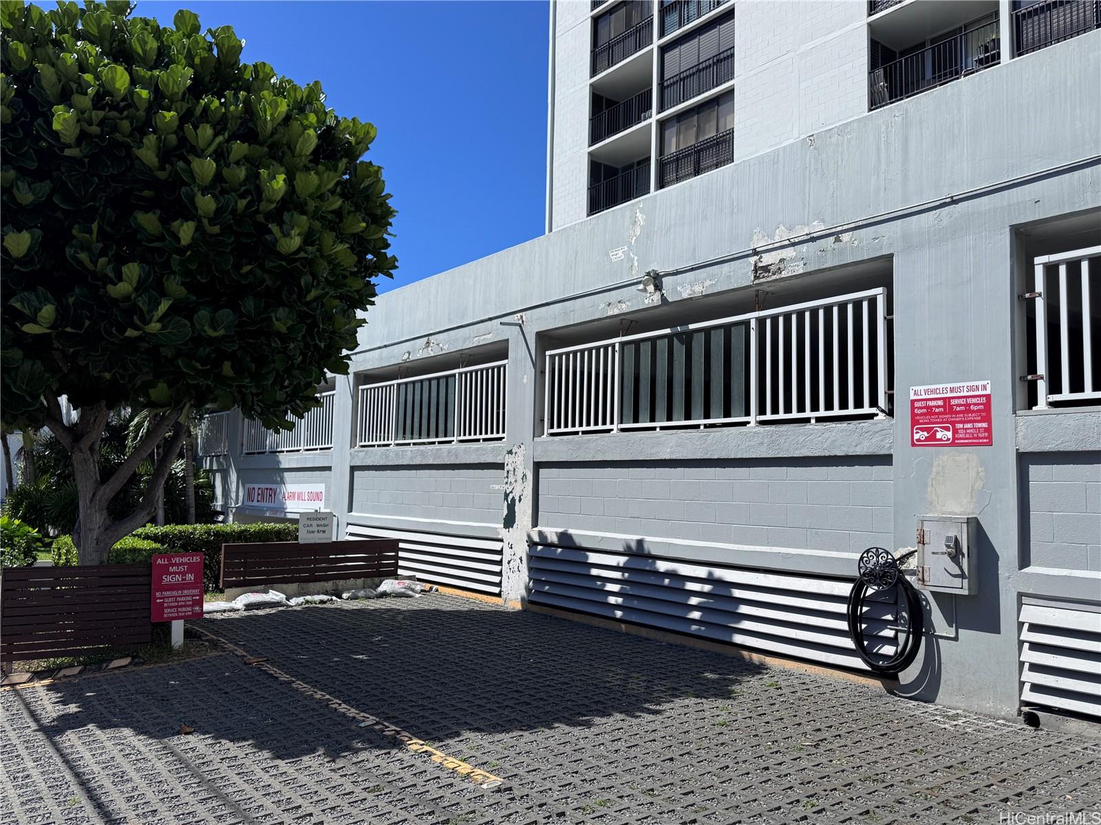 Punahou Royale condo # 1404, Honolulu, Hawaii - photo 16 of 20