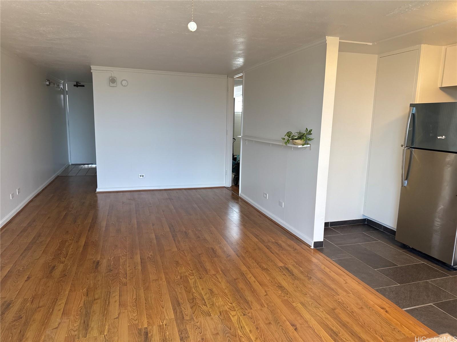 Punahou Royale condo # 1404, Honolulu, Hawaii - photo 5 of 20