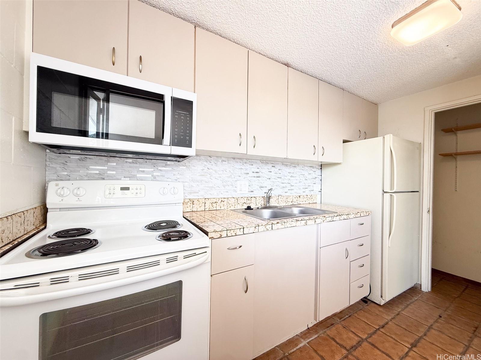 Punahou Royale condo # PH1, Honolulu, Hawaii - photo 8 of 25