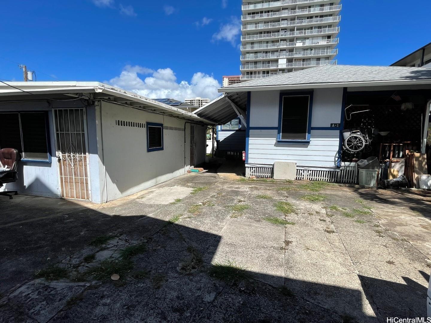 1542 Keeaumoku St Honolulu - Multi-family - photo 6 of 11