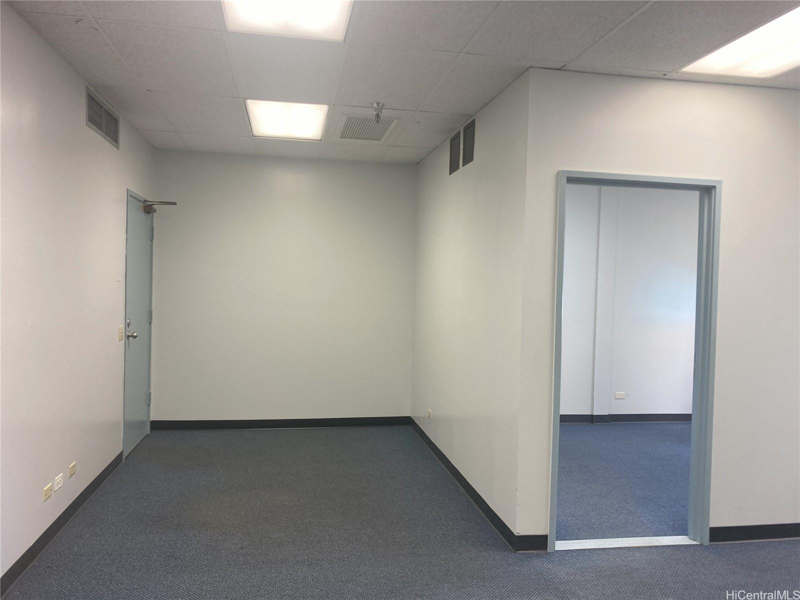 1542 Young Street Honolulu Oahu commercial real estate photo11 of 24