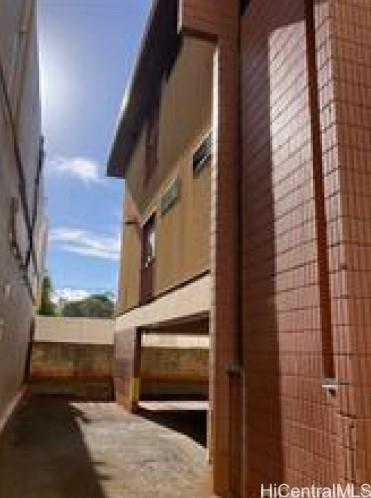 1542 Young Street Honolulu Oahu commercial real estate photo23 of 24