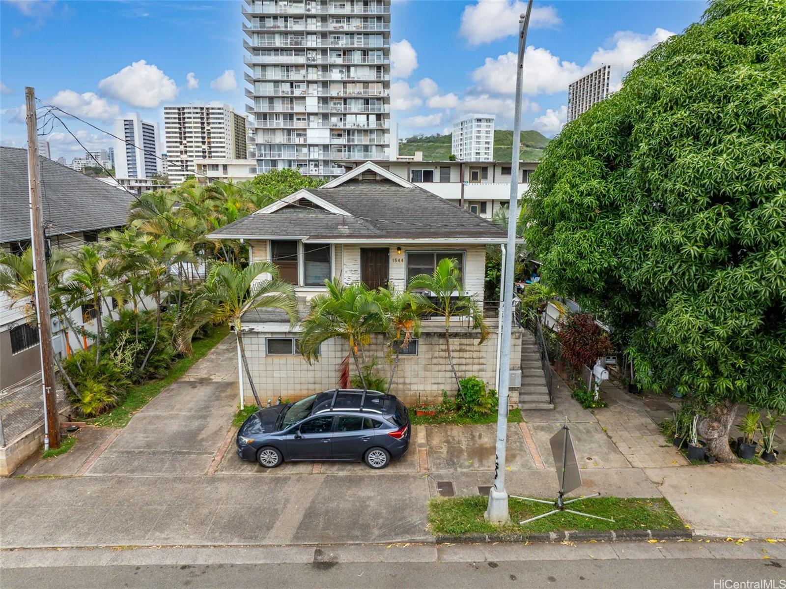 1544 Keeaumoku Street Honolulu - Multi-family - photo 7 of 24