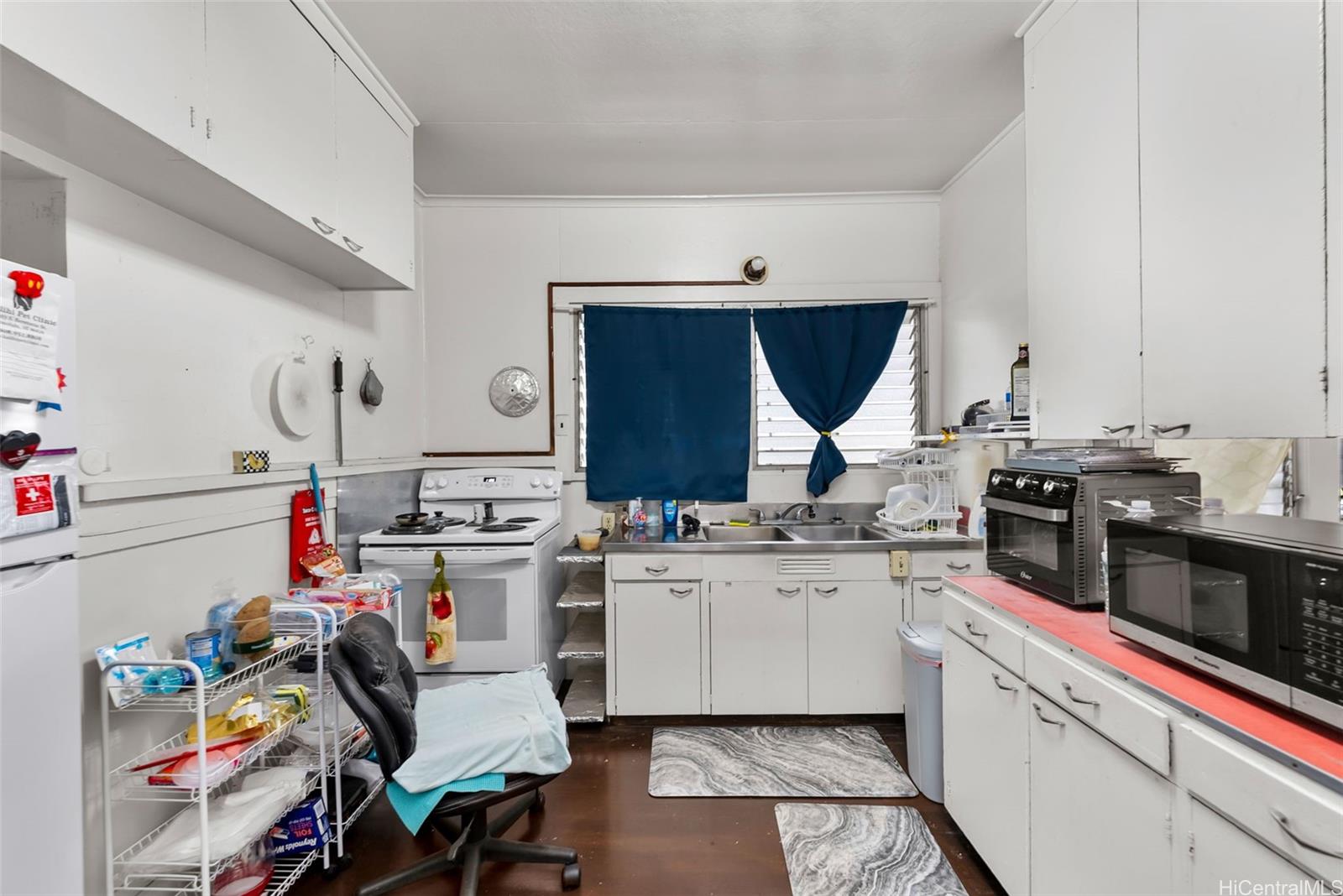 1544  Keeaumoku Street Makiki Area, Honolulu home - photo 19 of 24