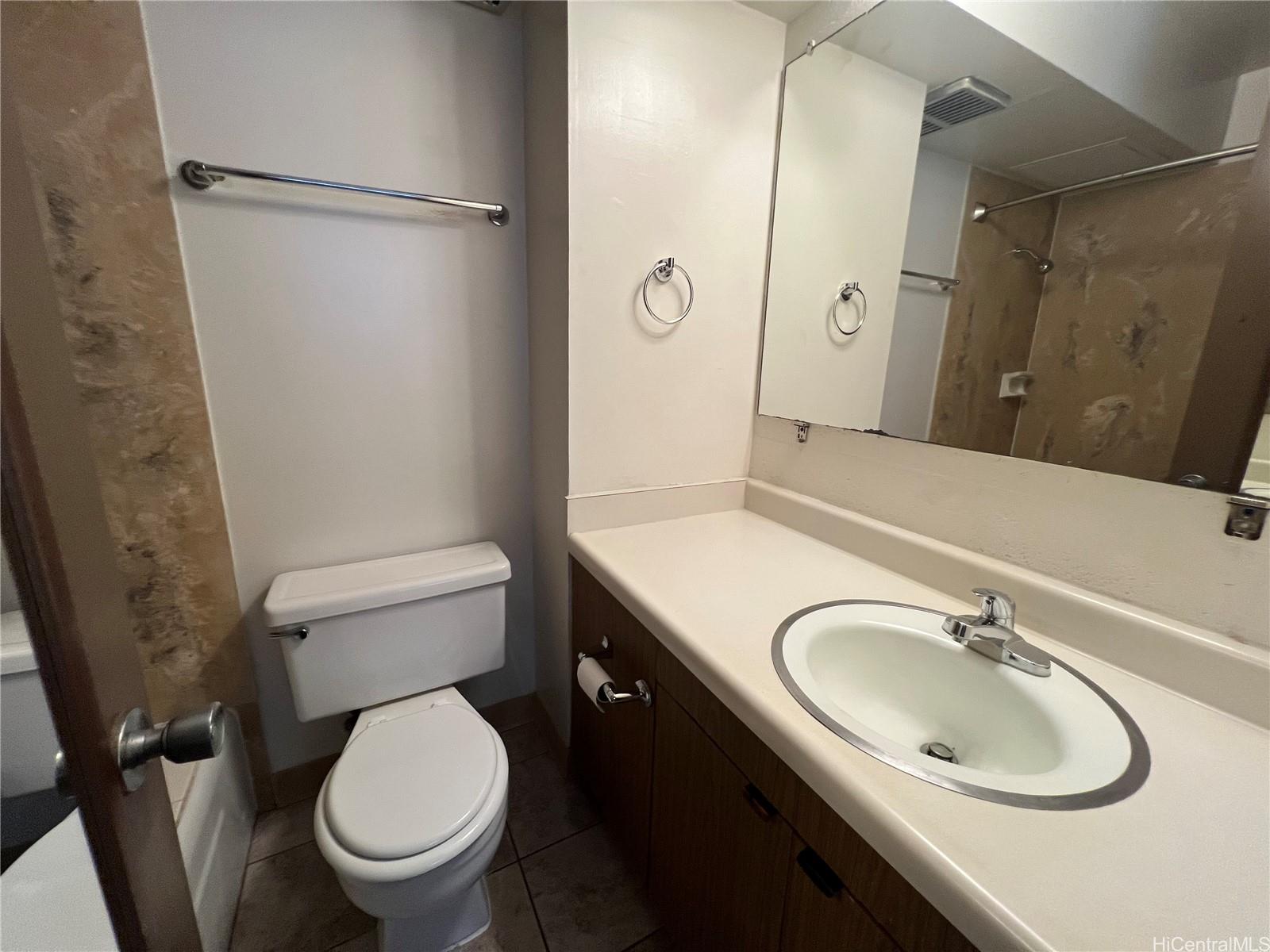 1545 Liona St Honolulu - Rental - photo 8 of 9