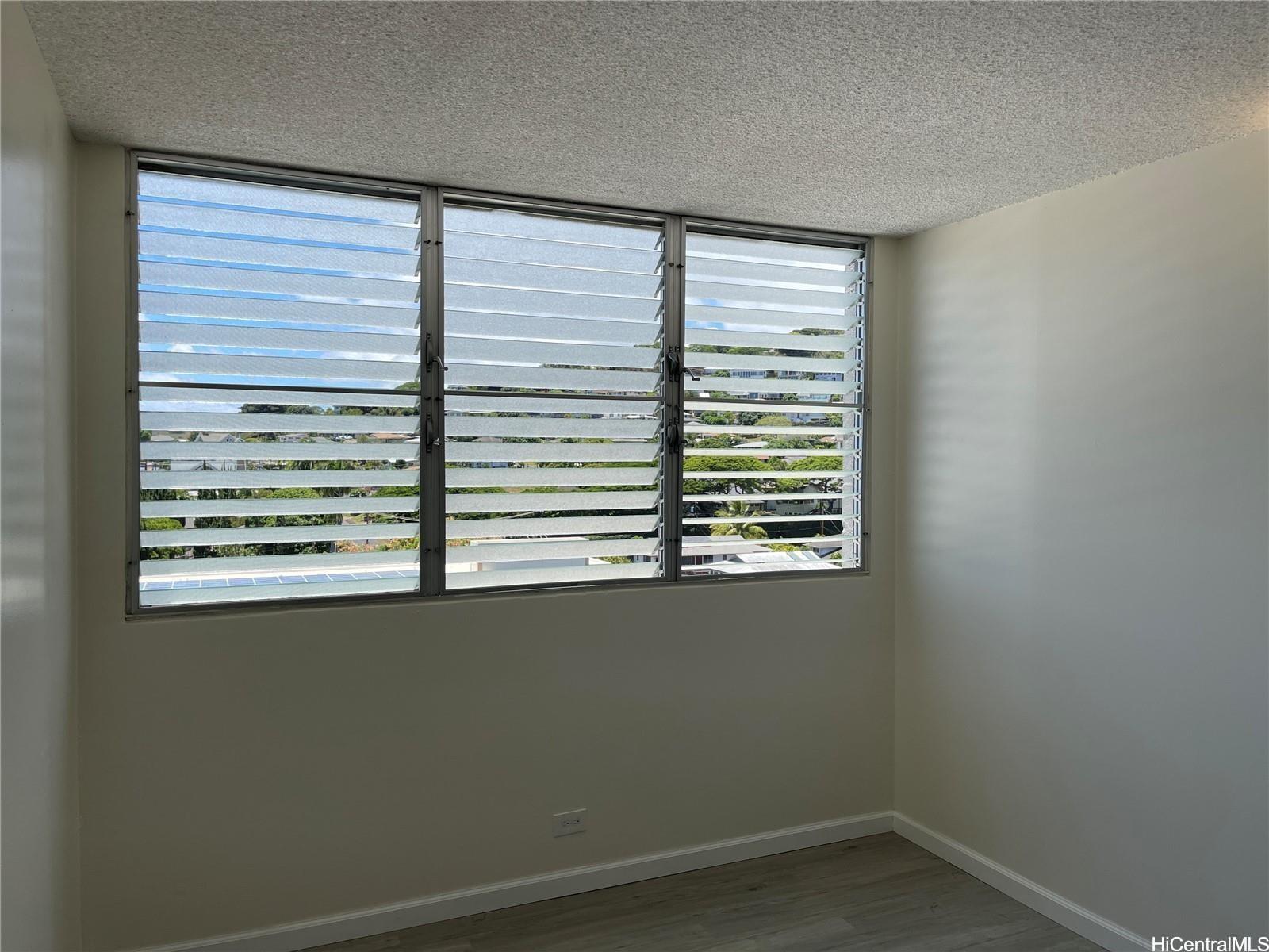 1545 Nehoa St Honolulu - Rental - photo 16 of 20