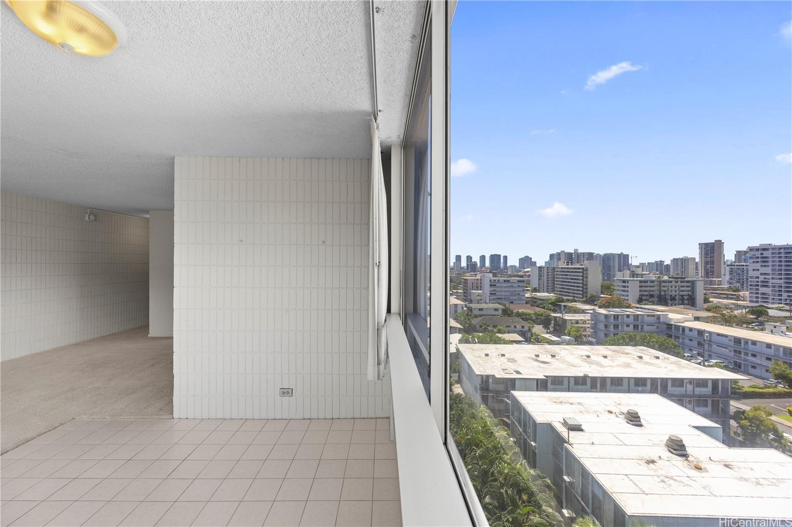 Anga-Roa condo # 703, Honolulu, Hawaii - photo 11 of 25