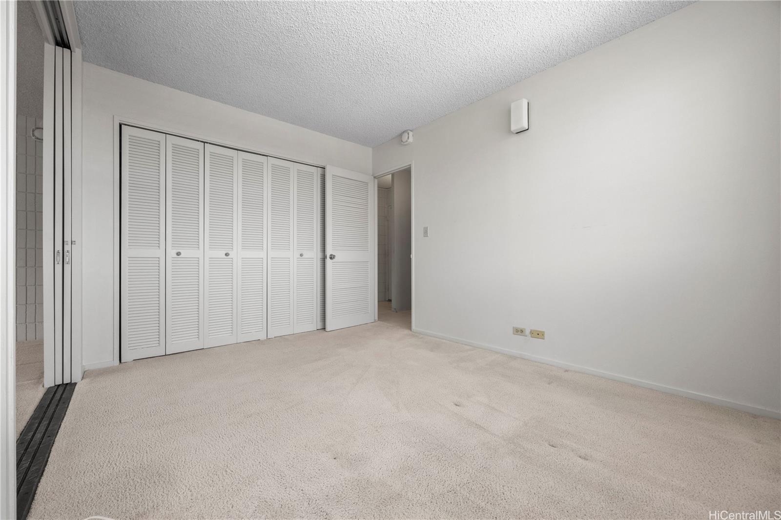 Anga-Roa condo # 703, Honolulu, Hawaii - photo 15 of 25