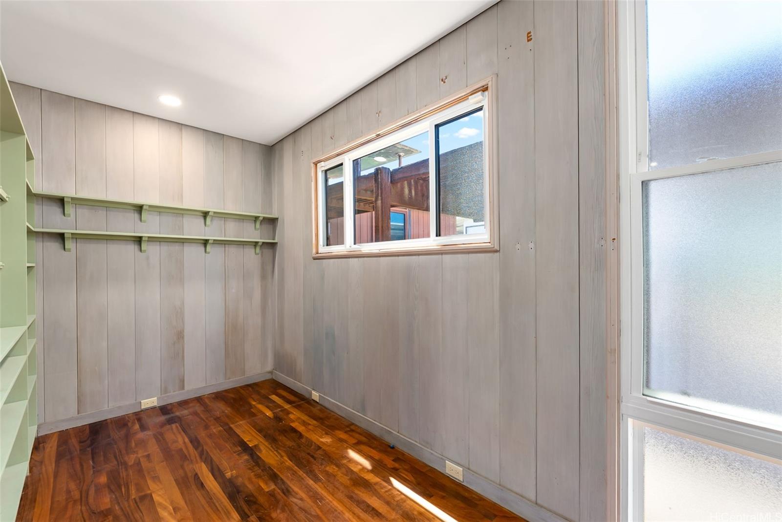 1546  Kanalui St St. Louis, Diamond Head home - photo 12 of 21