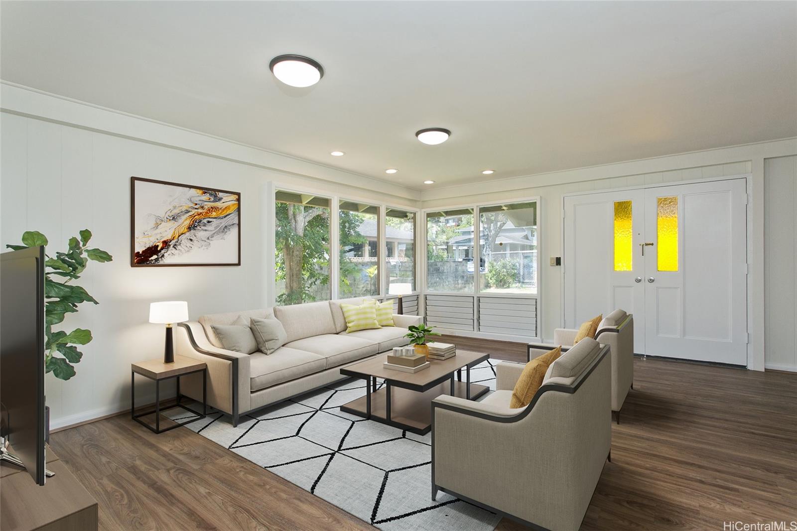 1547  Ala Aolani Street Moanalua Valley, Honolulu home - photo 2 of 24