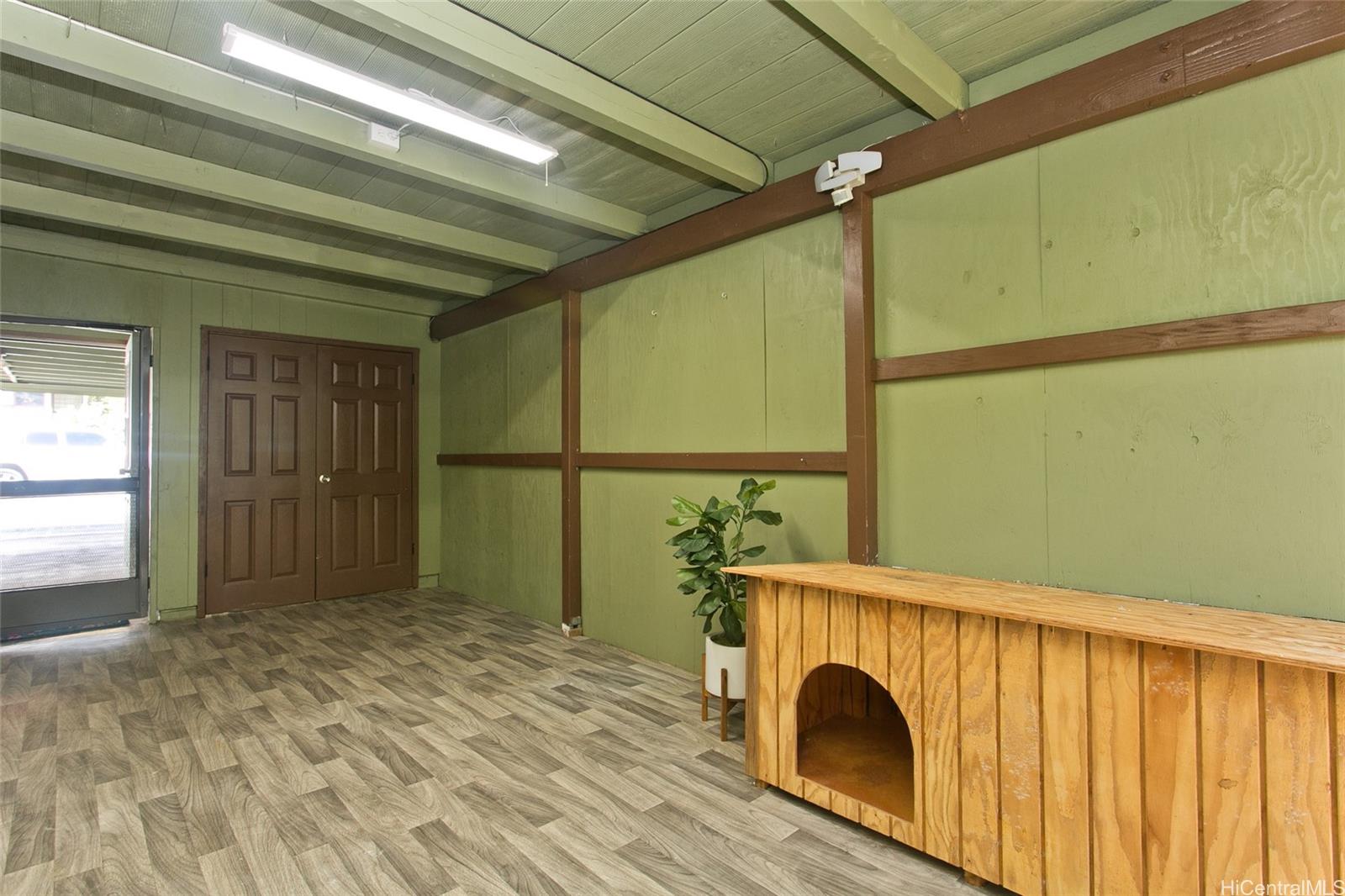 1547  Ala Aolani Street Moanalua Valley, Honolulu home - photo 16 of 24