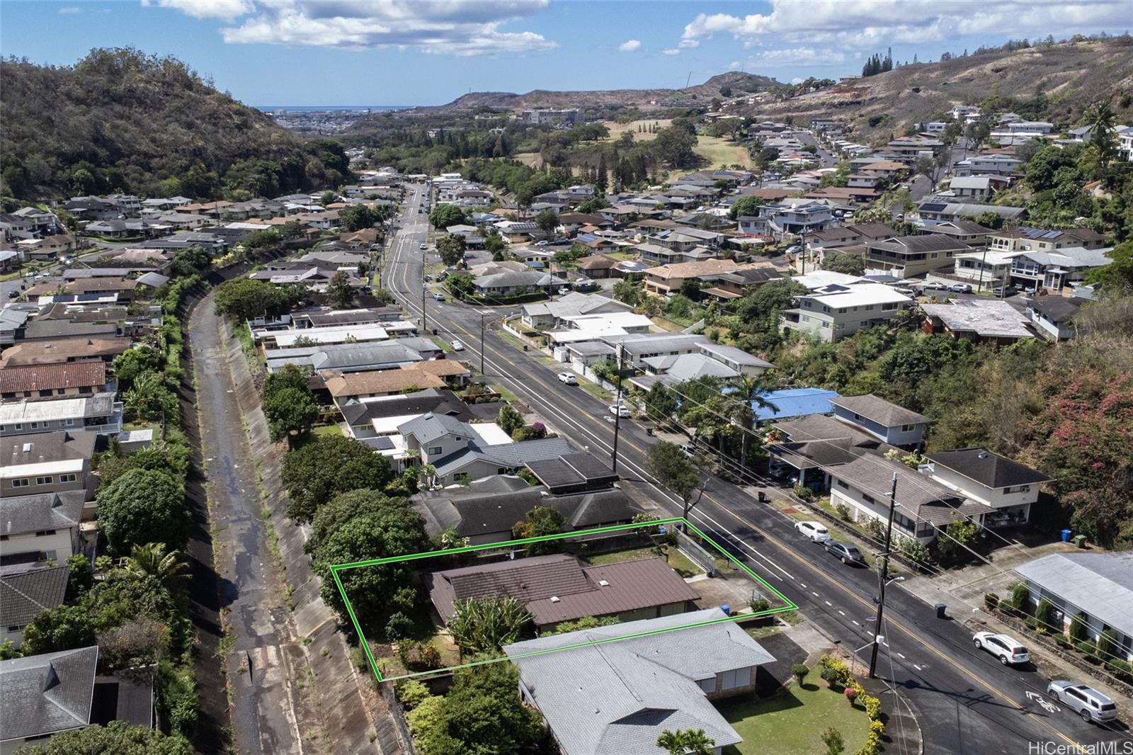 1547  Ala Aolani Street Moanalua Valley, Honolulu home - photo 24 of 24