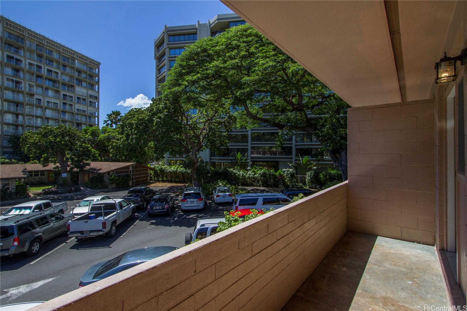 1547 Wilder Ave Honolulu - Rental - photo 11 of 12