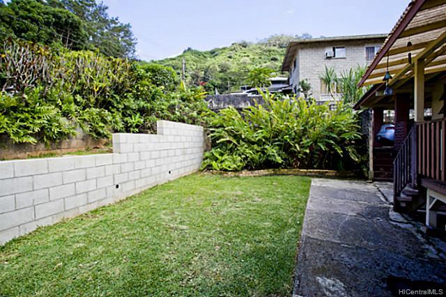 1548  Kalaepaa Dr Kalihi Valley, Honolulu home - photo 14 of 20
