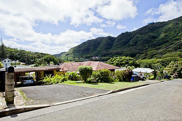 1548  Kalaepaa Dr Kalihi Valley, Honolulu home - photo 19 of 20