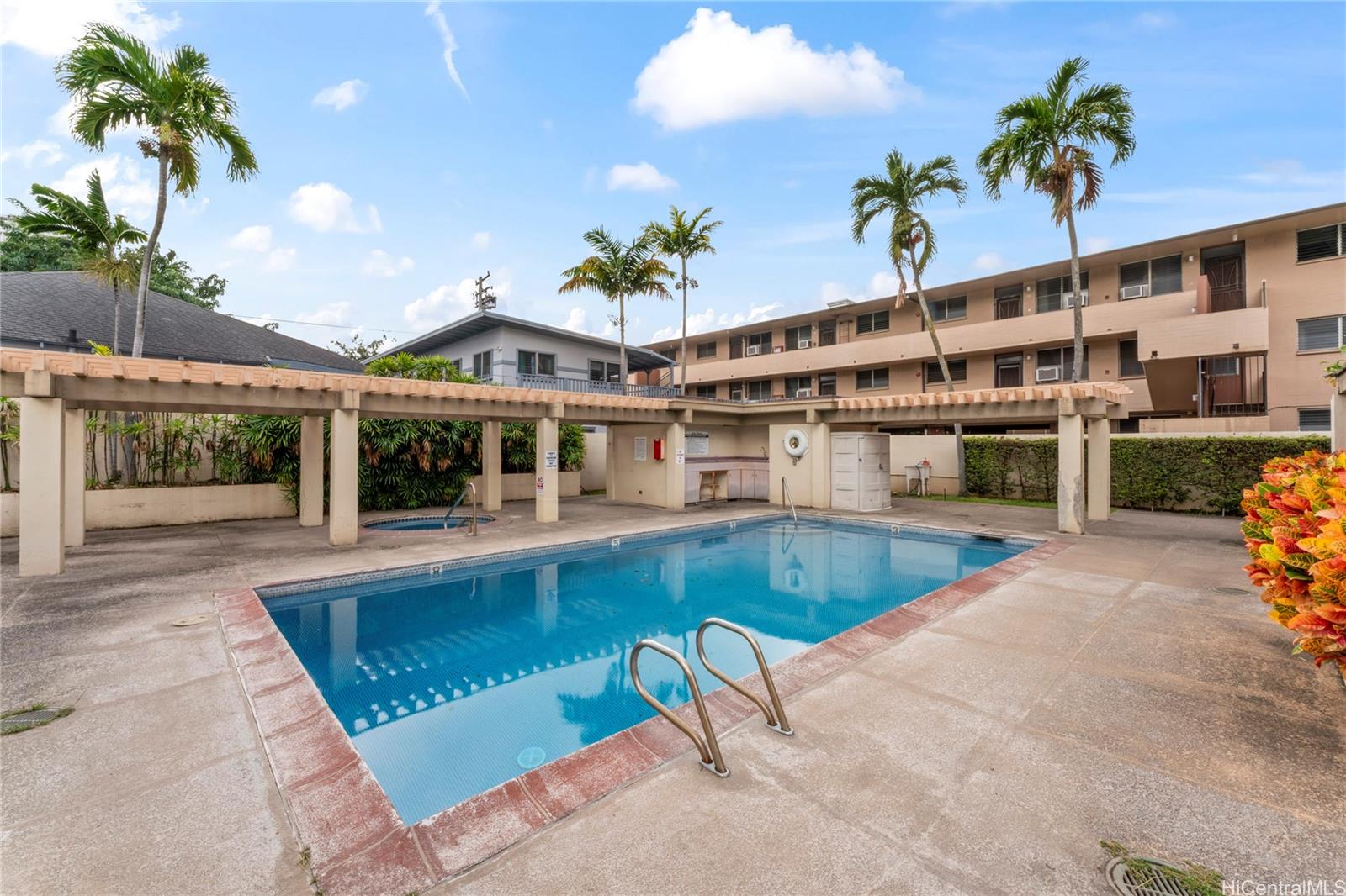 Wilder At Piikoi condo # 403, Honolulu, Hawaii - photo 19 of 25