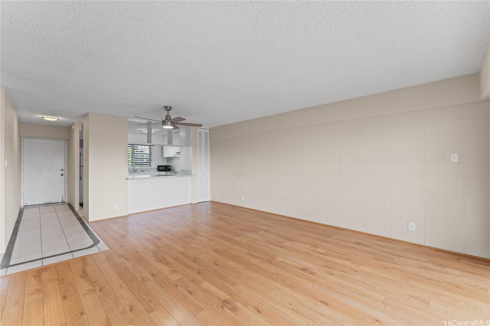 Wilder At Piikoi condo # 403, Honolulu, Hawaii - photo 4 of 25