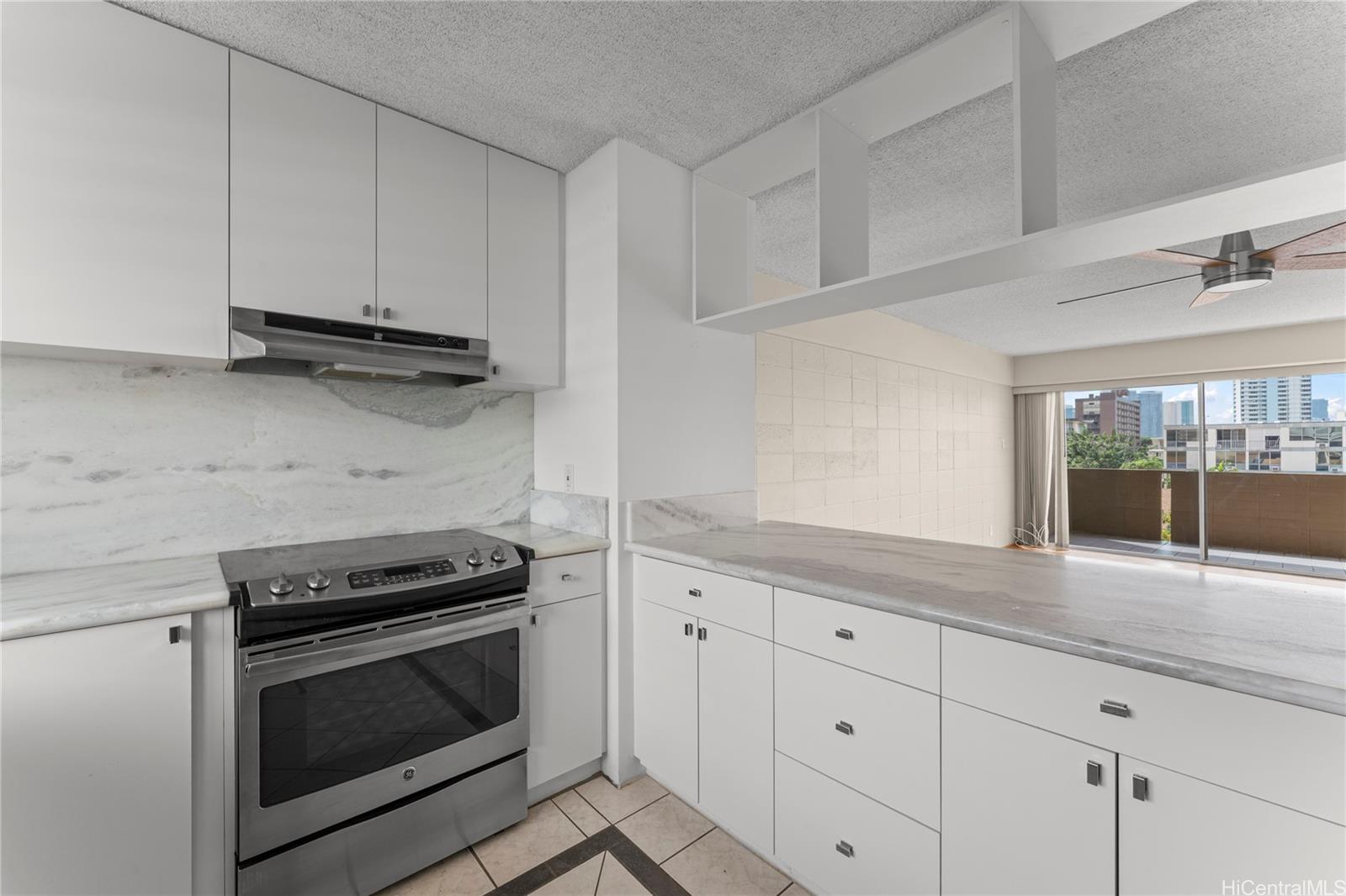 Wilder At Piikoi condo # 403, Honolulu, Hawaii - photo 6 of 25