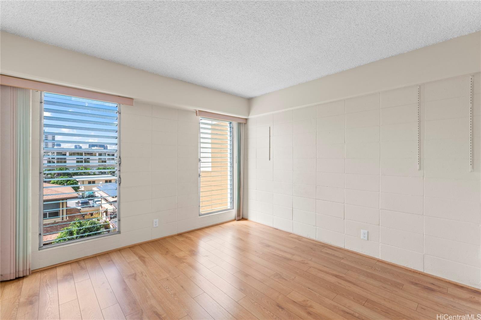 Wilder At Piikoi condo # 403, Honolulu, Hawaii - photo 10 of 25