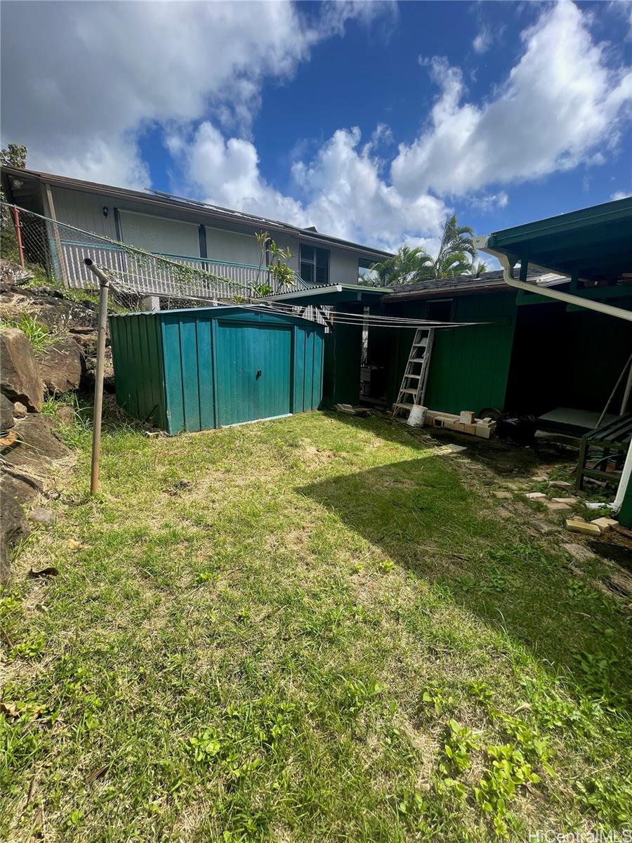 1548  Onipaa Street Moanalua Gardens, Honolulu home - photo 17 of 20