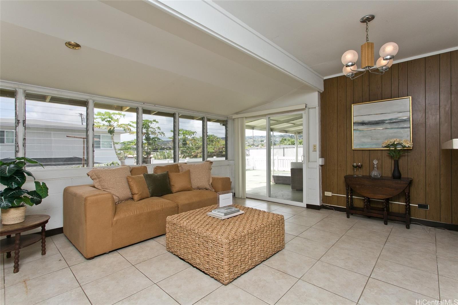 1548  Piikea Street Foster Village, PearlCity home - photo 7 of 20