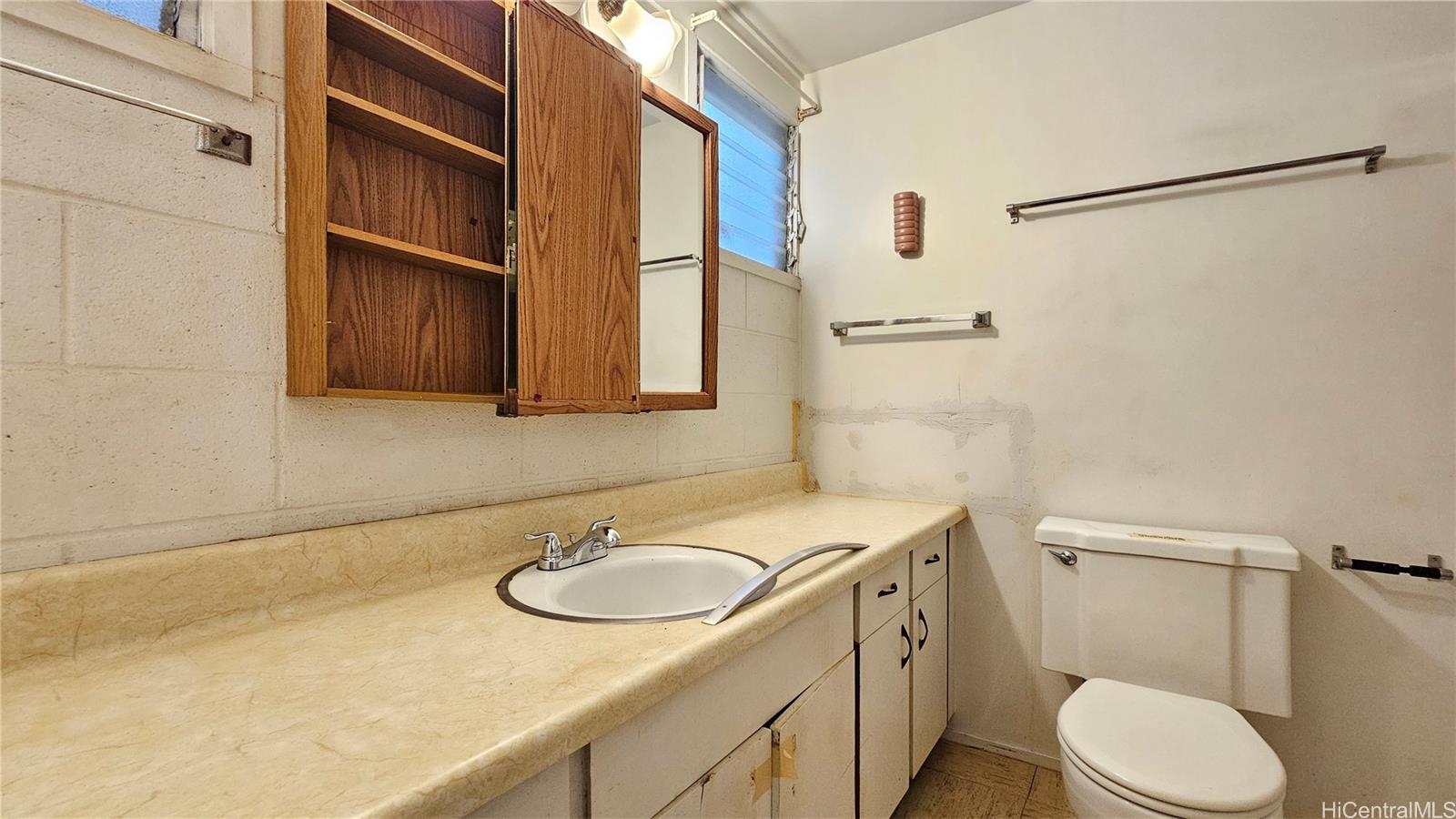 1549  Molina Street Foster Village, PearlCity home - photo 17 of 25