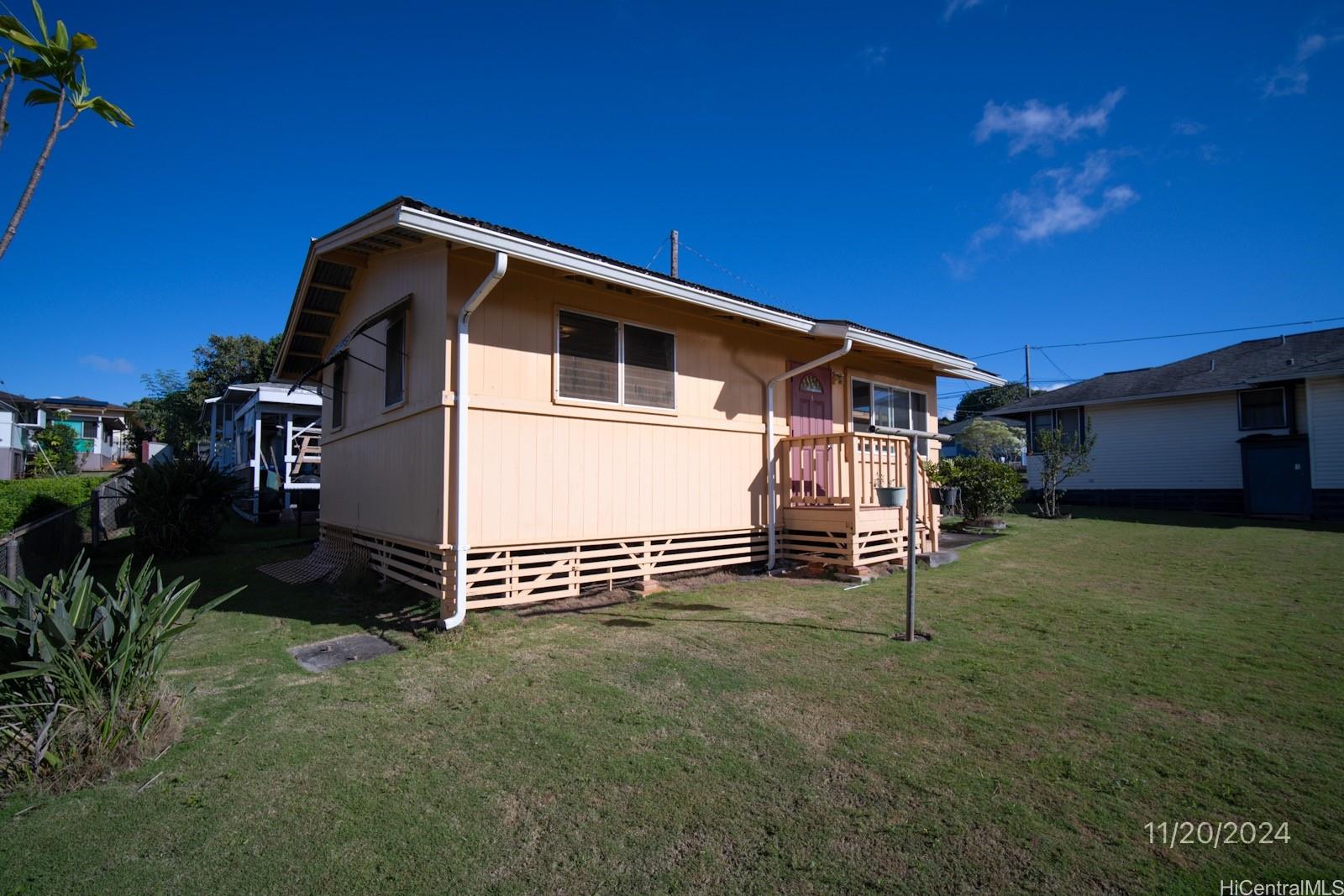 155 Hauola Ave Wahiawa - Rental - photo 5 of 20