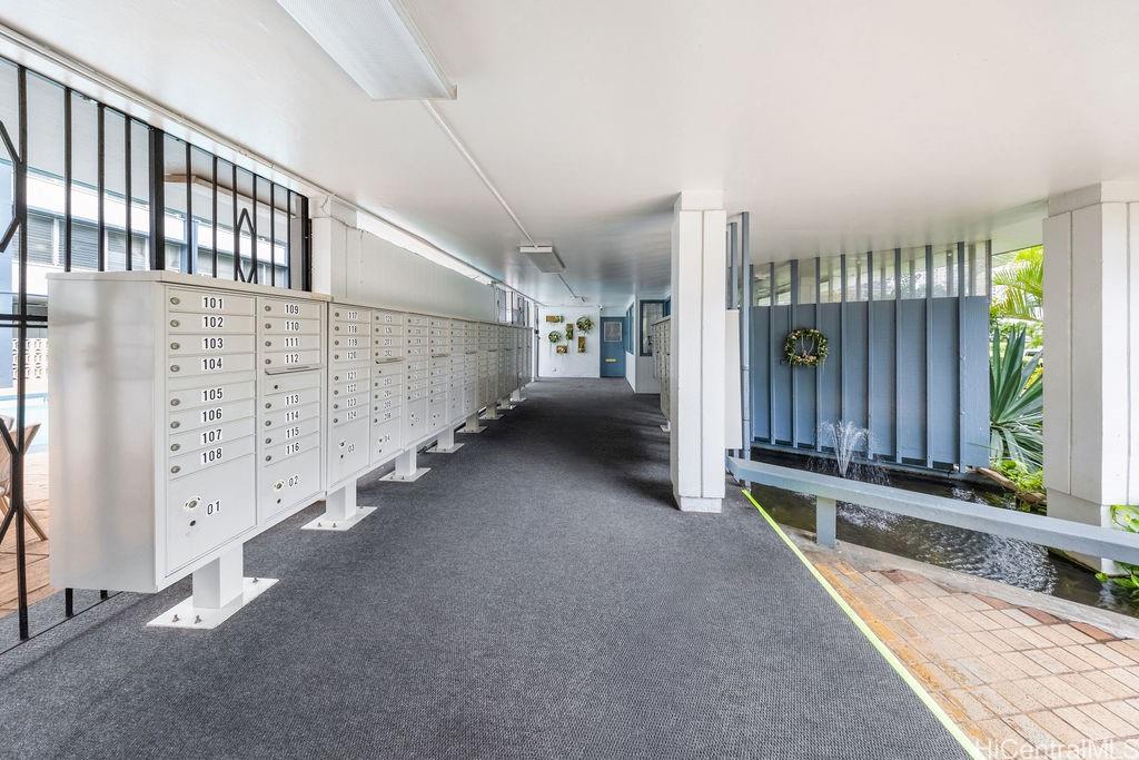 Rycroft Terrace condo # 212, Honolulu, Hawaii - photo 10 of 11