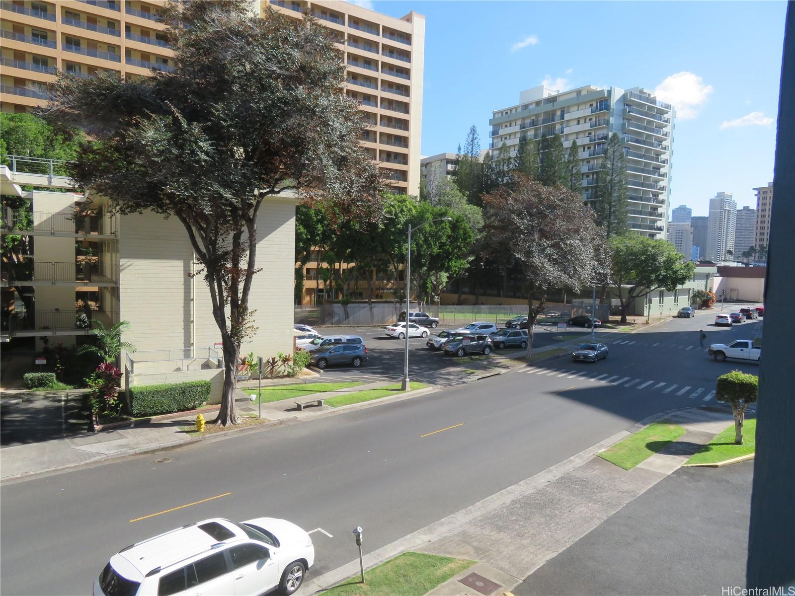 Rycroft Terrace condo # 327, Honolulu, Hawaii - photo 14 of 22