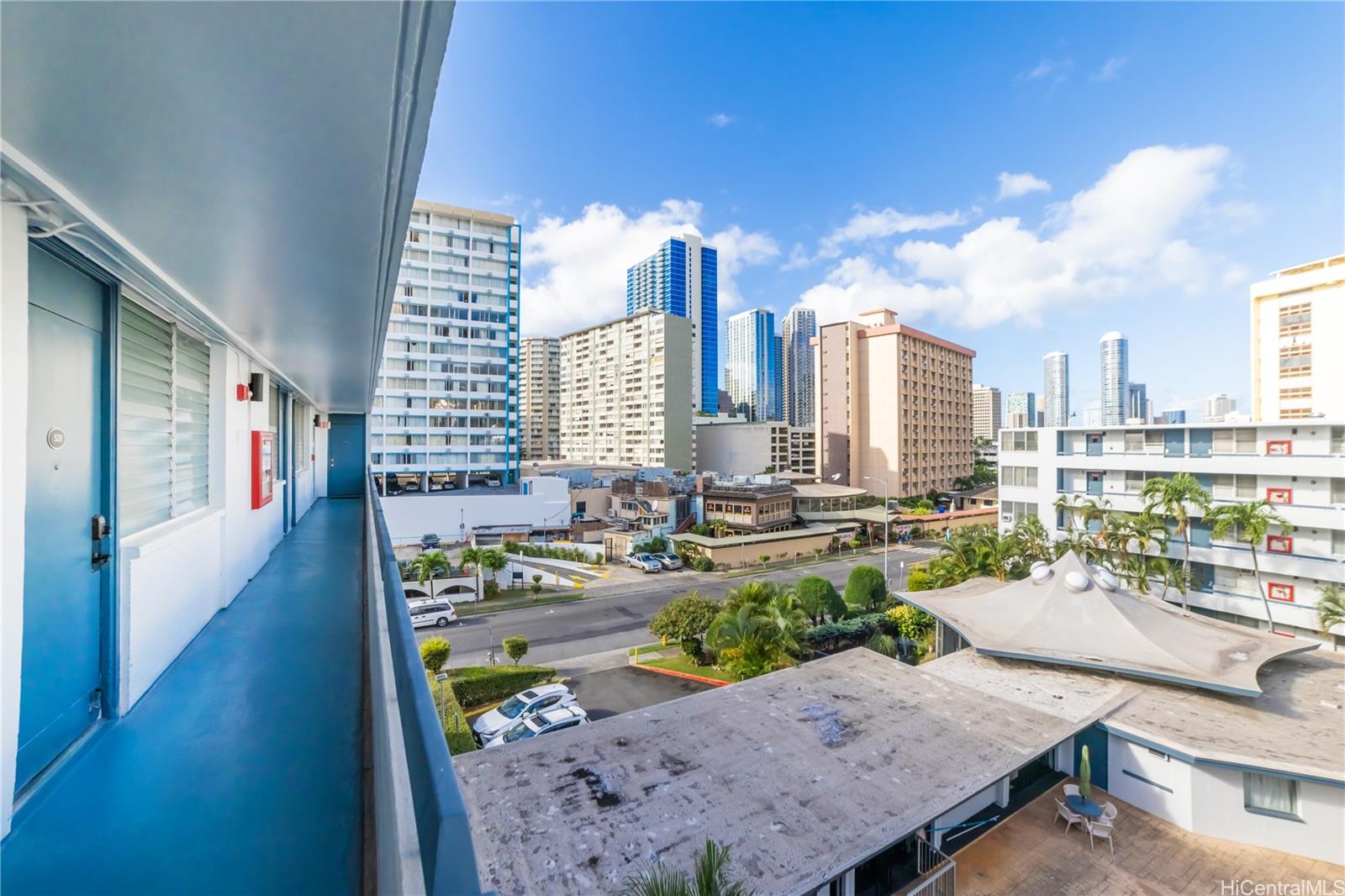 Rycroft Terrace condo # 531, Honolulu, Hawaii - photo 21 of 24