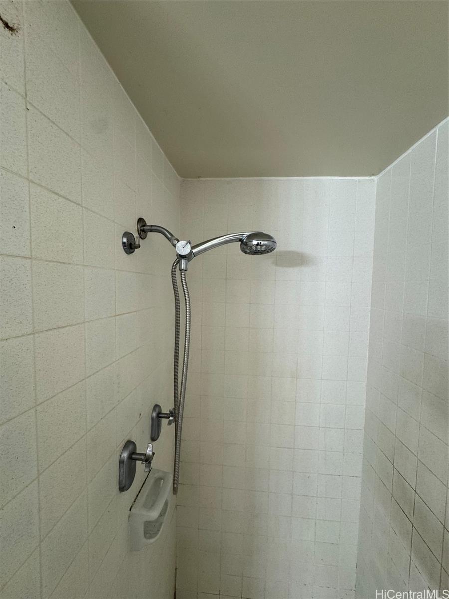 Punahou Gardens Apts condo # 1304, Honolulu, Hawaii - photo 11 of 25