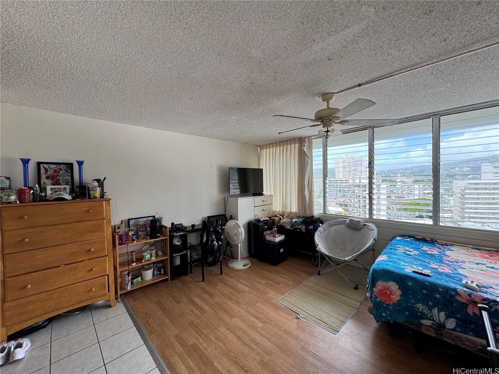 Punahou Gardens Apts condo # 1304, Honolulu, Hawaii - photo 15 of 22