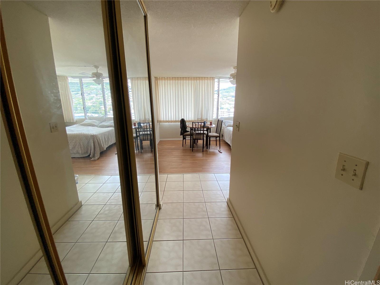 Punahou Gardens Apts condo # 1304, Honolulu, Hawaii - photo 15 of 21