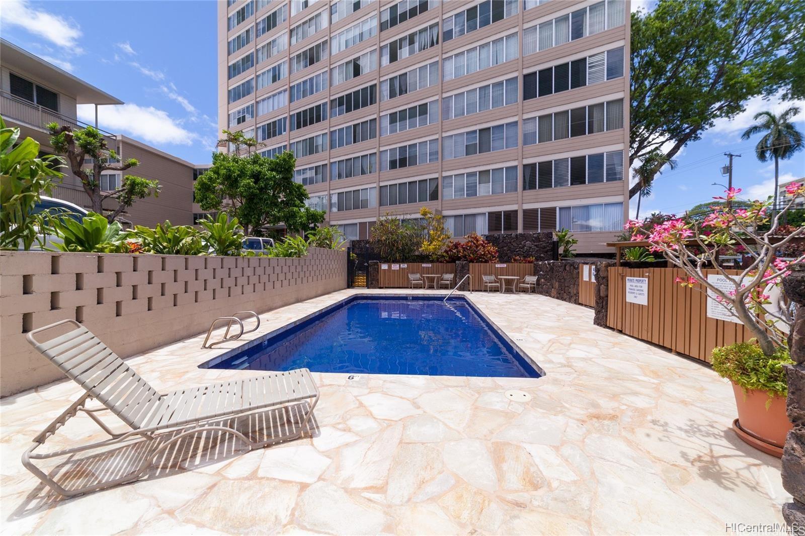 1550 Wilder Ave Honolulu - Rental - photo 13 of 13